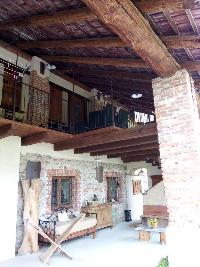 B&B Cascina Dell'Eco Busca Eksteriør billede