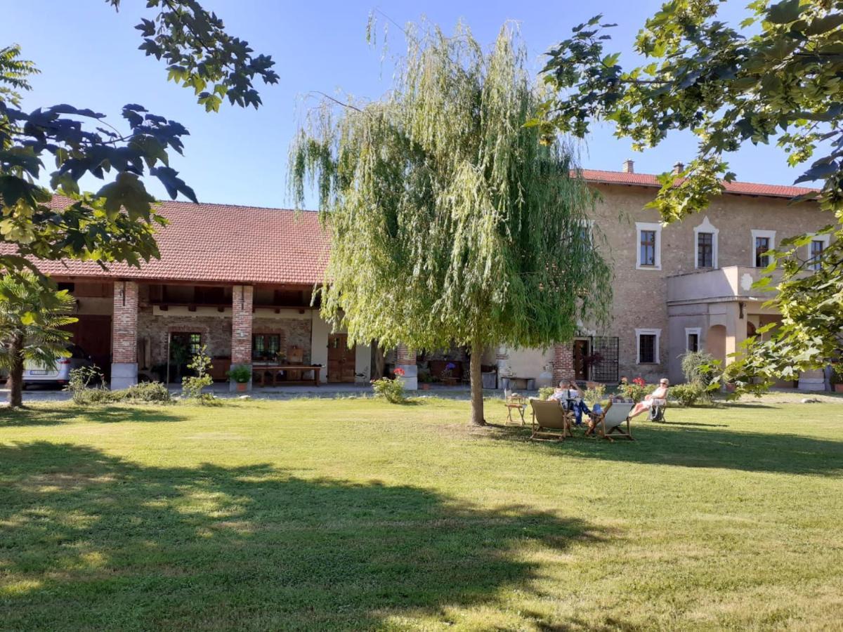 B&B Cascina Dell'Eco Busca Eksteriør billede
